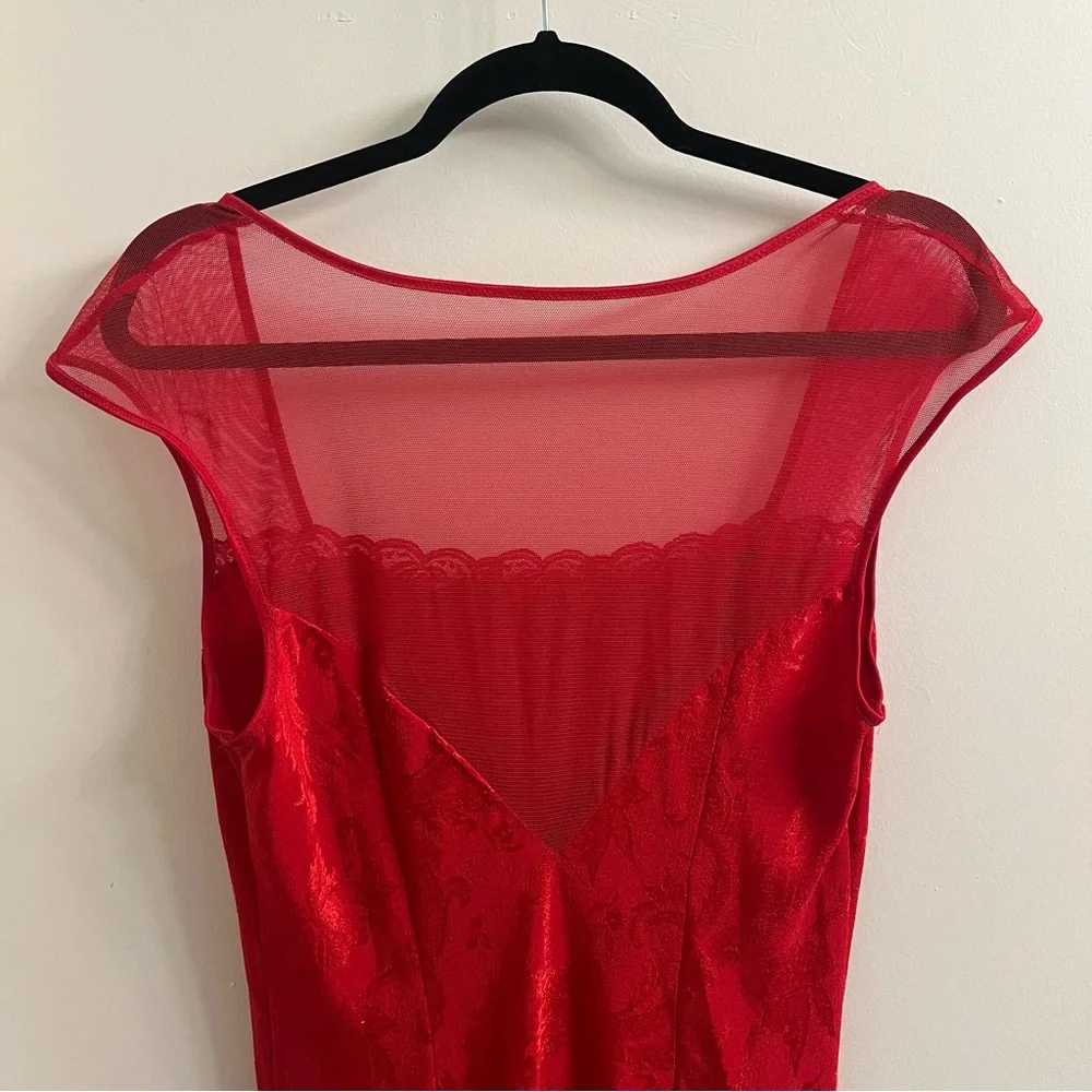 Victoria’s Secret Vintage Gold Label Red Satin Mesh Dress Size Medium - Picture 5 of 9